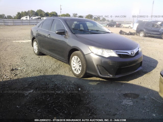 4T4BF1FK1CR208098 - 2012 TOYOTA CAMRY SE/LE/XLE GRAY photo 1