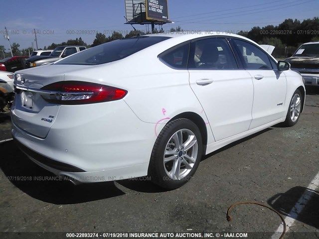 3FA6P0LU5JR147037 - 2018 FORD FUSION SE HYBRID WHITE photo 4