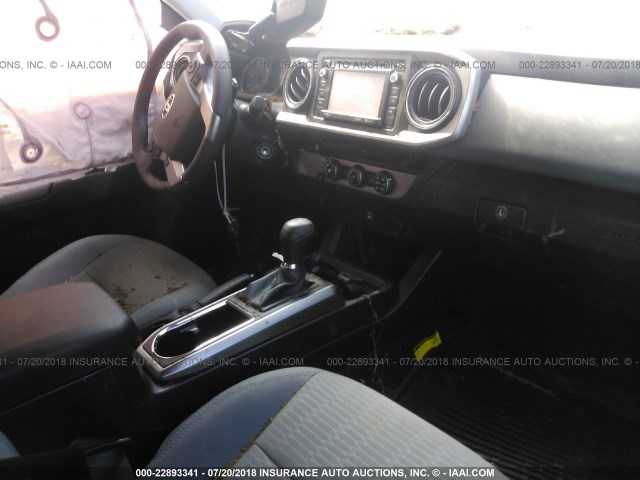 3TMAZ5CN4HM044784 - 2017 TOYOTA TACOMA DBL CAB/SR5/TRD SPORT/OR GRAY photo 5