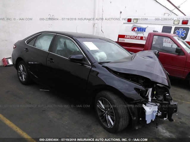 4T1BF1FK2GU148588 - 2016 TOYOTA CAMRY LE/XLE/SE/XSE 黑色 照片 1