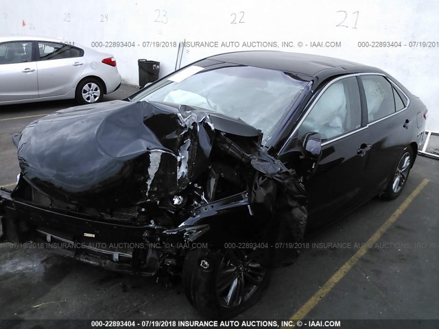 4T1BF1FK2GU148588 - 2016 TOYOTA CAMRY LE/XLE/SE/XSE 黑色 照片 2