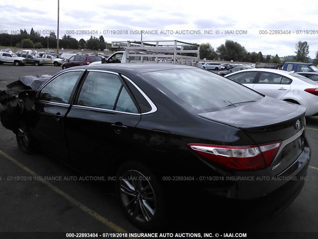 4T1BF1FK2GU148588 - 2016 TOYOTA CAMRY LE/XLE/SE/XSE 黑色 照片 3