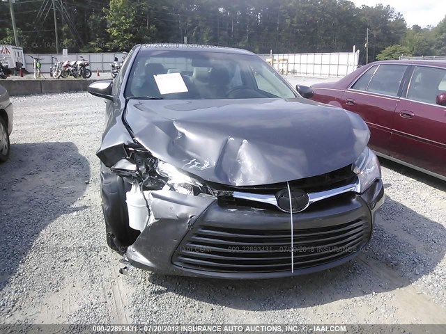 4T1BF1FK5GU541453 - 2016 TOYOTA CAMRY LE/XLE/SE/XSE 灰色 照片 6