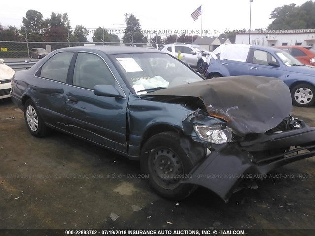 4T1BG22K11U812203 - 2001 TOYOTA CAMRY CE/LE/XLE 蓝色 照片 1