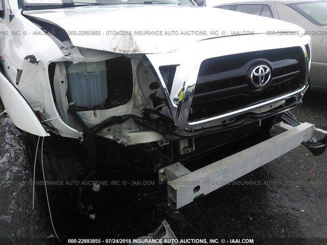 5TETX62N06Z158044 - 2006 TOYOTA TACOMA PRERUNNER ACCESS CAB WHITE photo 6