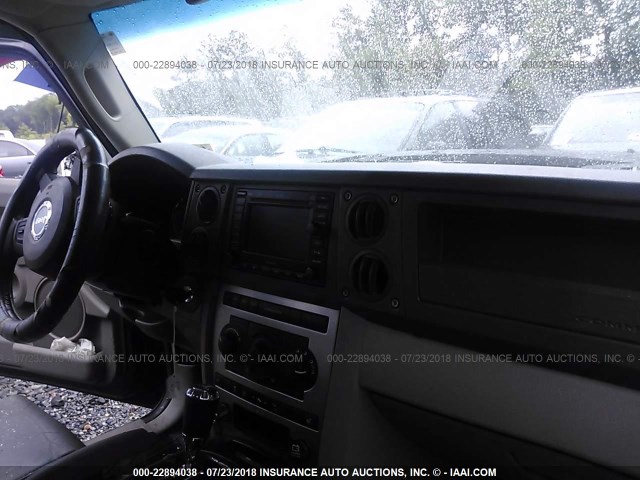1J8HG48NX6C141602 - 2006 JEEP COMMANDER 黑色 照片 5
