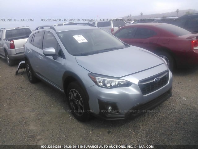 JF2GTABC2JH218870 - 2018 SUBARU CROSSTREK PREMIUM Gümüş foto 1