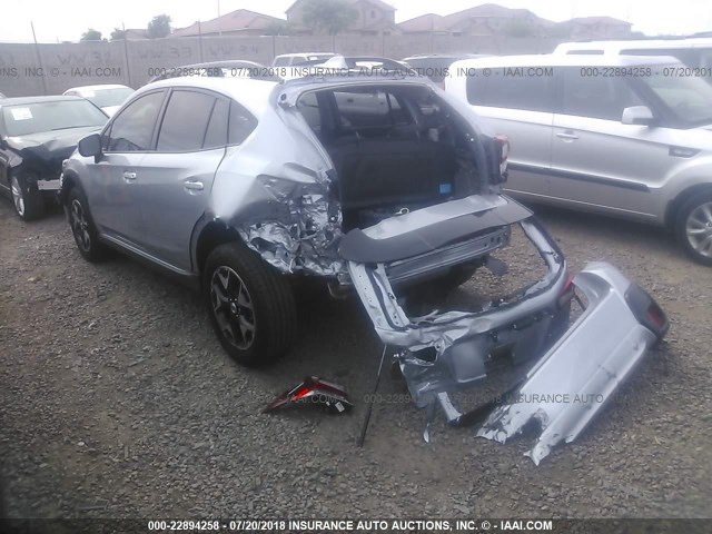 JF2GTABC2JH218870 - 2018 SUBARU CROSSTREK PREMIUM Gümüş foto 3