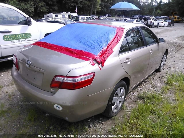 4T1BE46K49U853464 - 2009 TOYOTA CAMRY SE/LE/XLE SILVER photo 4