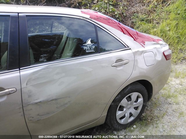 4T1BE46K49U853464 - 2009 TOYOTA CAMRY SE/LE/XLE SILVER photo 6