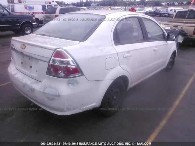 KL1TD5DE8AB073795 - 2010 CHEVROLET AVEO LS/LT WHITE photo 4