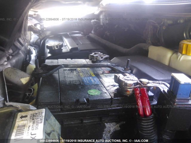 KL1TD56626B666324 - 2006 CHEVROLET AVEO LS SILVER photo 10