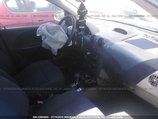 KL1TD56626B666324 - 2006 CHEVROLET AVEO LS SILVER photo 5