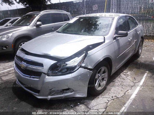 1G11B5SA2DF175704 - 2013 CHEVROLET MALIBU LS ვერცხლისფერი ფოტო 2