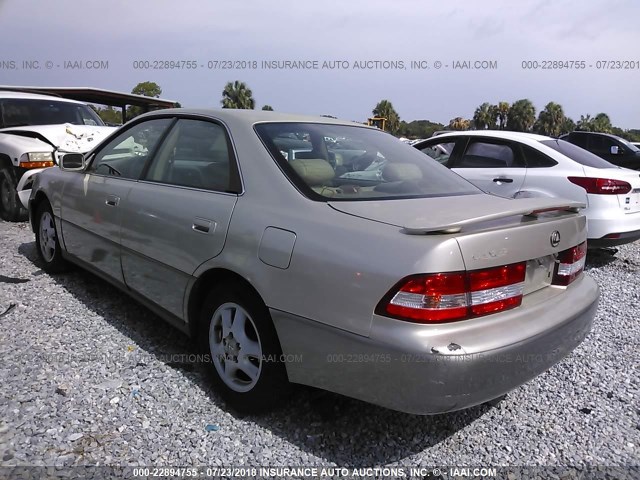 JT8BF28GX10309446 - 2001 LEXUS ES 300 GOLD photo 3