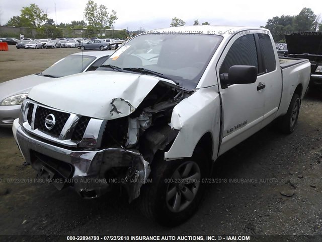 1N6AA0CC1CN304739 - 2012 NISSAN TITAN S/SV/PRO-4X WHITE photo 2