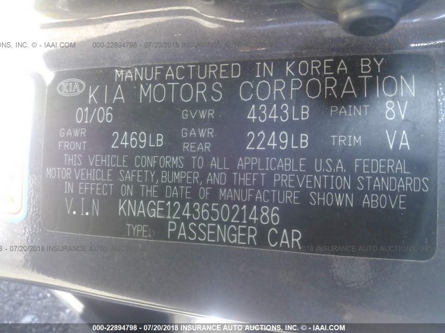 KNAGE124365021486 - 2006 KIA OPTIMA LX/EX GRAY photo 9