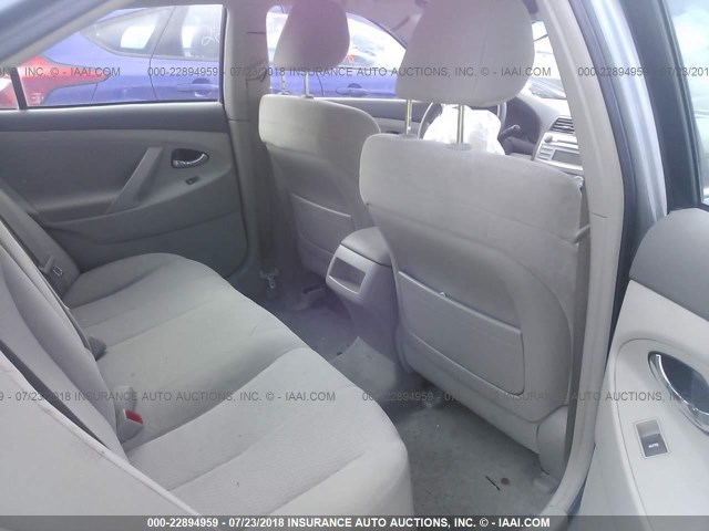 JTNBF3EK8B3011568 - 2011 TOYOTA CAMRY SE/LE/XLE GRAY photo 8