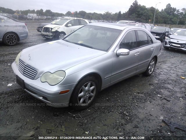 WDBRF84J04F556320 - 2004 MERCEDES-BENZ C 320 4MATIC SILVER photo 2