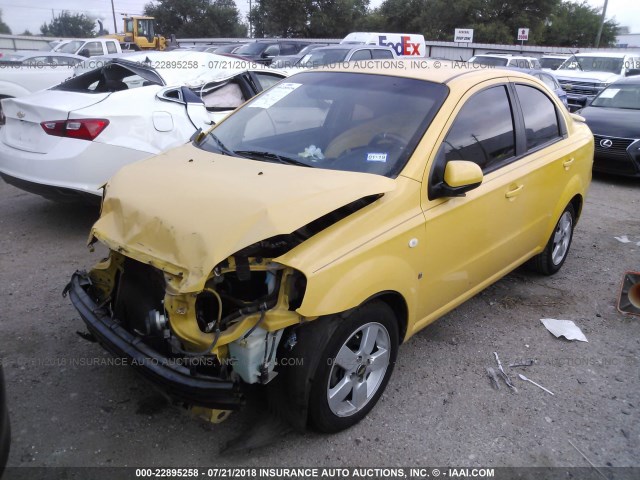 KL1TD56698B043446 - 2008 CHEVROLET AVEO LS YELLOW photo 2