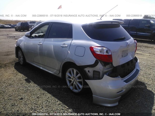 2T1GE40E09C005124 - 2009 TOYOTA COROLLA MATRIX XRS SILVER photo 3