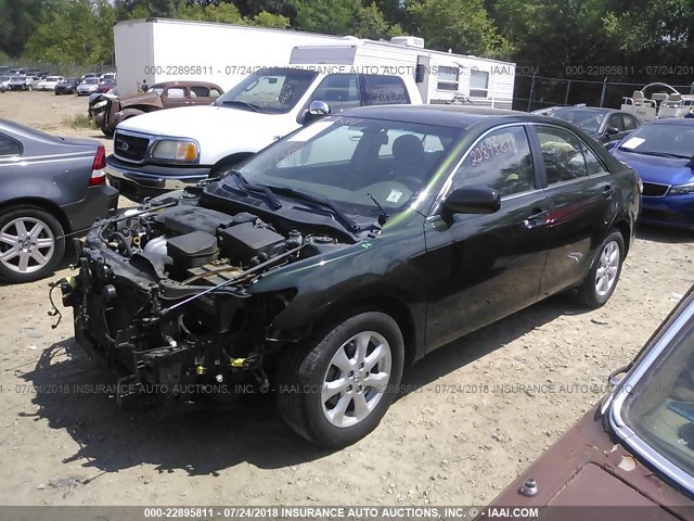4T4BF3EK0BR140842 - 2011 TOYOTA CAMRY SE/LE/XLE 绿色 照片 2