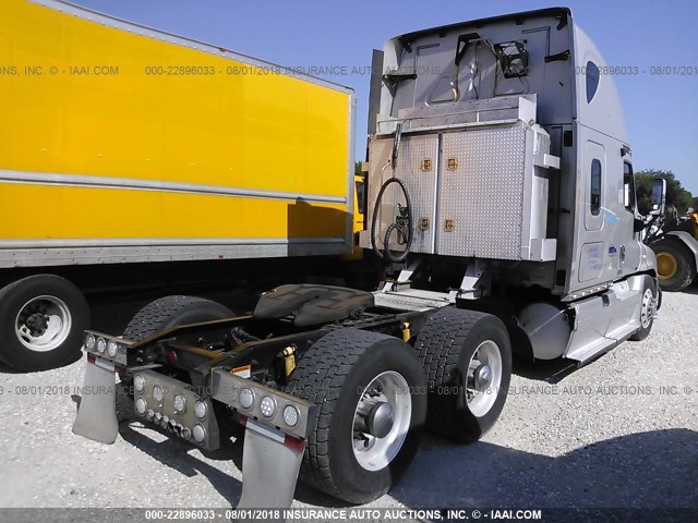 1FUJGLDRXCSBA3632 - 2012 FREIGHTLINER CASCADIA 125  Unknown photo 4
