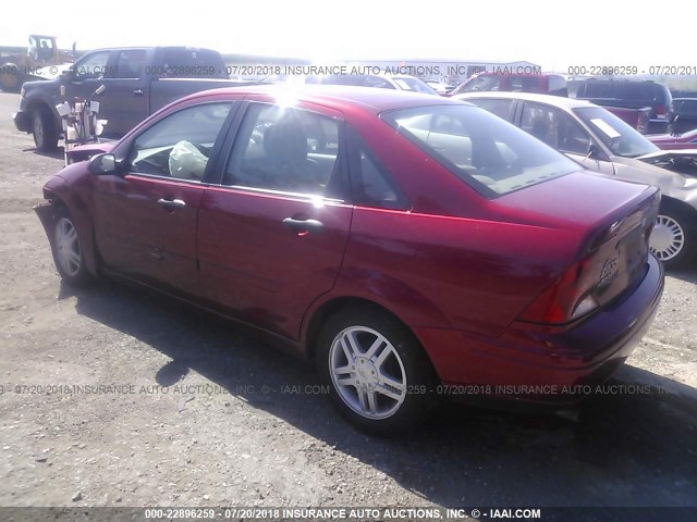 1FAHP34372W110361 - 2002 FORD FOCUS SE/SE COMFORT/SE SPORT RED photo 3