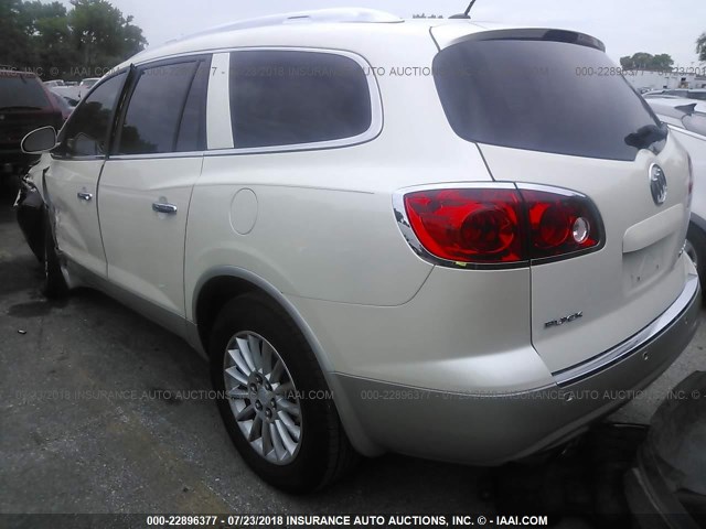 5GALRBED7AJ144300 - 2010 BUICK ENCLAVE CXL WHITE photo 3