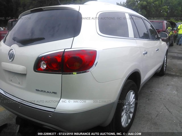 5GALRBED7AJ144300 - 2010 BUICK ENCLAVE CXL WHITE photo 4