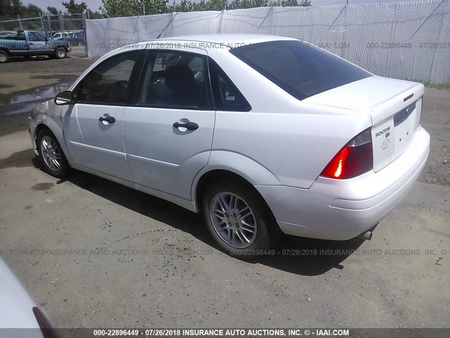1FAFP34N67W122808 - 2007 FORD FOCUS ZX4/S/SE/SES 白色 照片 3