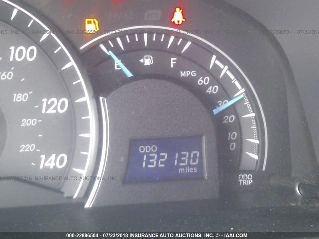 4T4BF1FKXDR295758 - 2013 TOYOTA CAMRY L/SE/LE/XLE 银色 照片 7