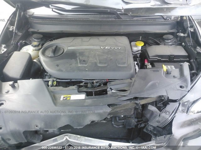 1C4PJMCS5HW525595 - 2017 JEEP CHEROKEE LATITUDE Szary zdjęcie 10