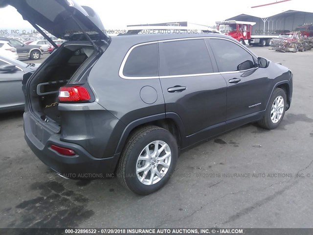 1C4PJMCS5HW525595 - 2017 JEEP CHEROKEE LATITUDE GRAY photo 4