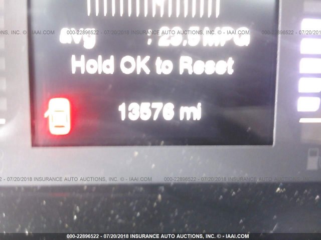 1C4PJMCS5HW525595 - 2017 JEEP CHEROKEE LATITUDE Szary zdjęcie 7