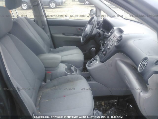 KNAFG525187175112 - 2008 KIA RONDO LX/EX GRAY photo 5