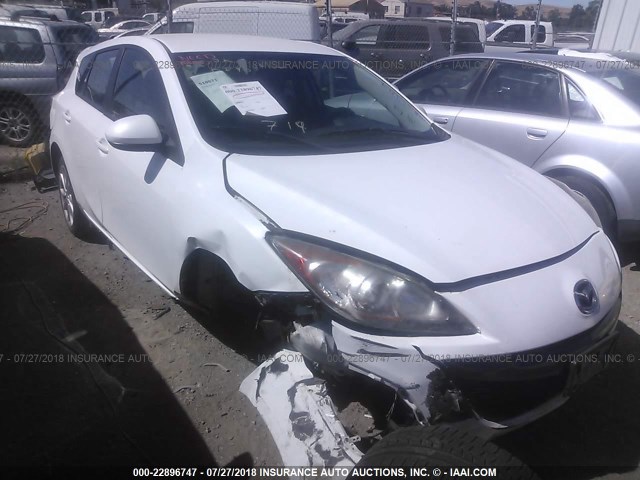 JM1BL1K64B1362451 - 2011 MAZDA 3 S WHITE photo 1