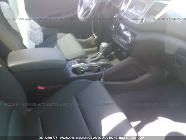 KM8J3CA28HU551984 - 2017 HYUNDAI TUCSON LIMITED/SPORT AND ECO/SE Navy photo 5