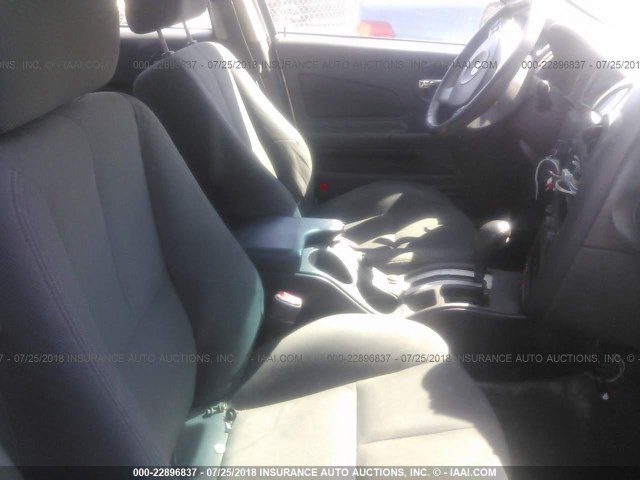 2G2WS522041354857 - 2004 PONTIAC GRAND PRIX GT2 ვერცხლისფერი ფოტო 5