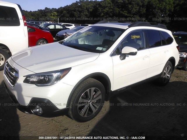 4S4BSENC5J3251708 - 2018 SUBARU OUTBACK 3.6R LIMITED WHITE photo 2