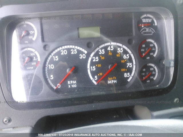 1FUJGLDR2CSBR9955 - 2012 FREIGHTLINER CASCADIA 125  WHITE photo 6