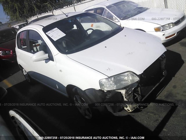 KL1TD66676B597846 - 2006 CHEVROLET AVEO LS WHITE photo 1