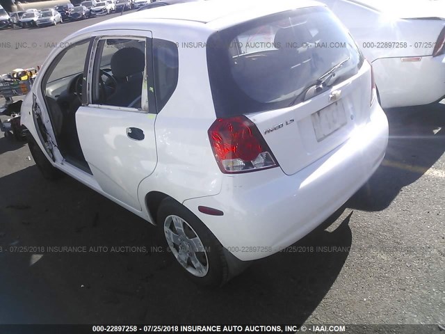 KL1TD66676B597846 - 2006 CHEVROLET AVEO LS WHITE photo 3