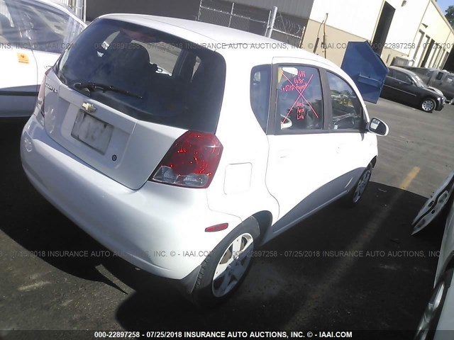 KL1TD66676B597846 - 2006 CHEVROLET AVEO LS WHITE photo 4