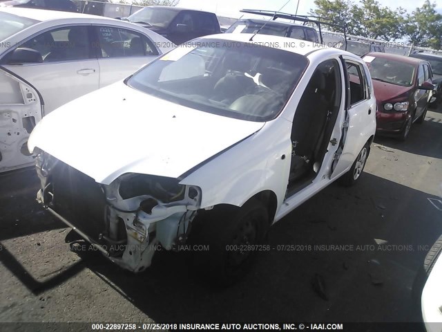 KL1TD66676B597846 - 2006 CHEVROLET AVEO LS WHITE photo 6