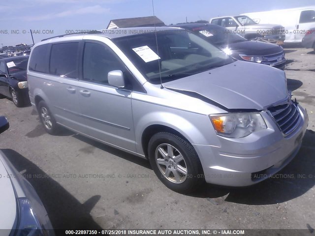 2A4RR5D17AR343709 - 2010 CHRYSLER TOWN & COUNTRY TOURING SILVER photo 1