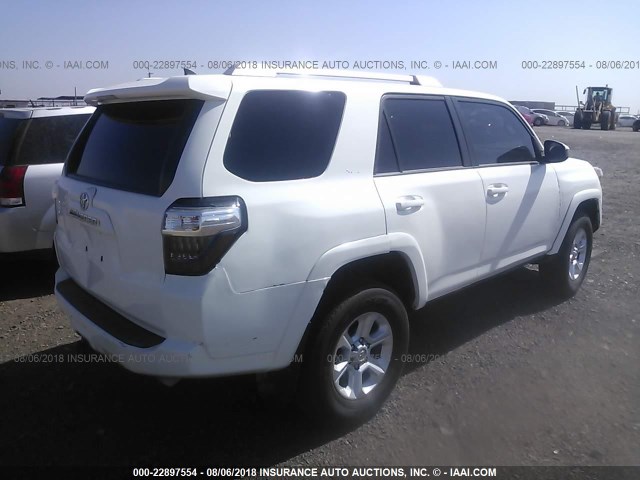 JTEBU5JR5F5237369 - 2015 TOYOTA 4RUNNER SR5/LIMITED/TRAIL/TRD PRO WHITE photo 4