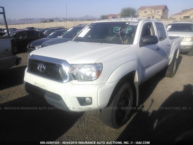 5TFJU4GN2FX085084 - 2015 TOYOTA TACOMA DOUBLE CAB PRERUNNER WHITE photo 2