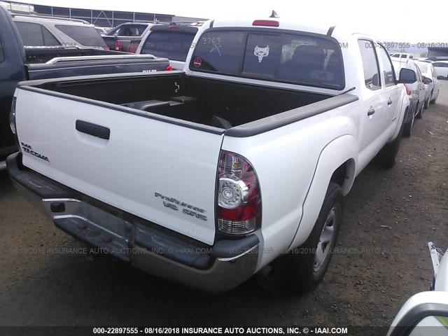 5TFJU4GN2FX085084 - 2015 TOYOTA TACOMA DOUBLE CAB PRERUNNER WHITE photo 4