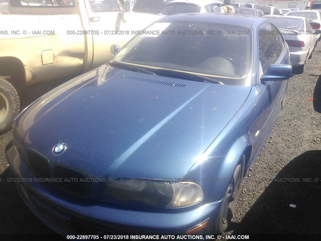 WBABN33482JW51963 - 2002 BMW 325 CI BLUE photo 2